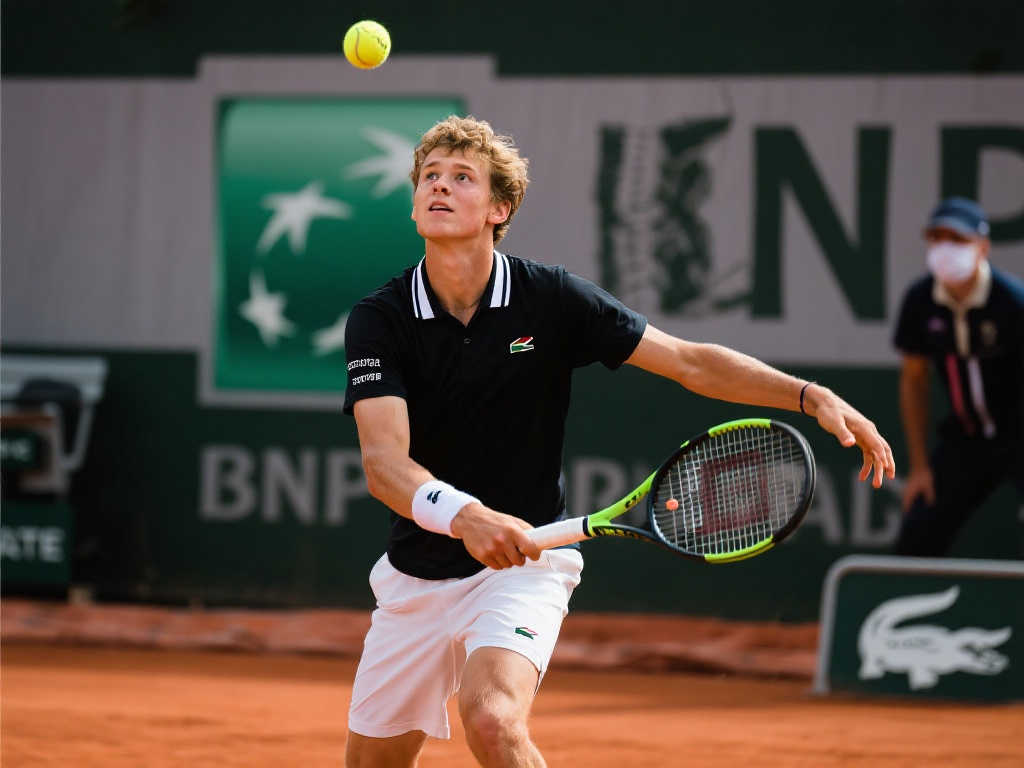 都是历史的 都是历史的