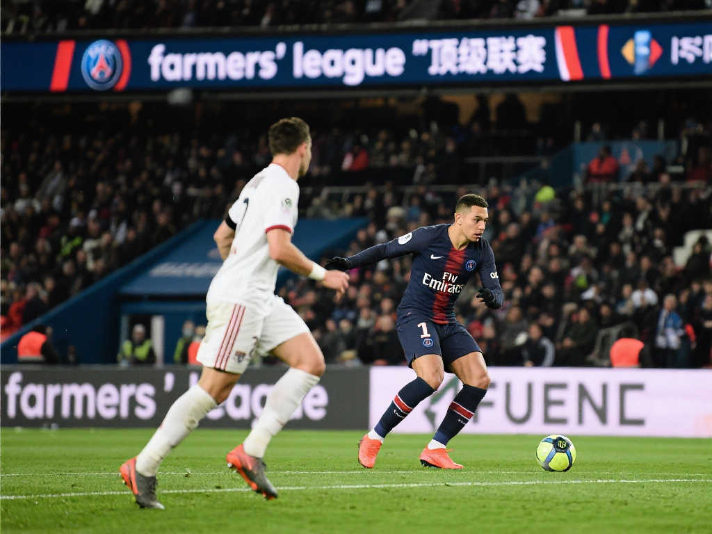 萨索洛表现 萨索洛表现